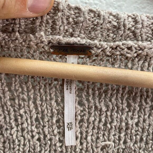 Free People Slouchy V-Neck Open Knit Sweater XS Extra Small Tan Color - Picture 2 of 5